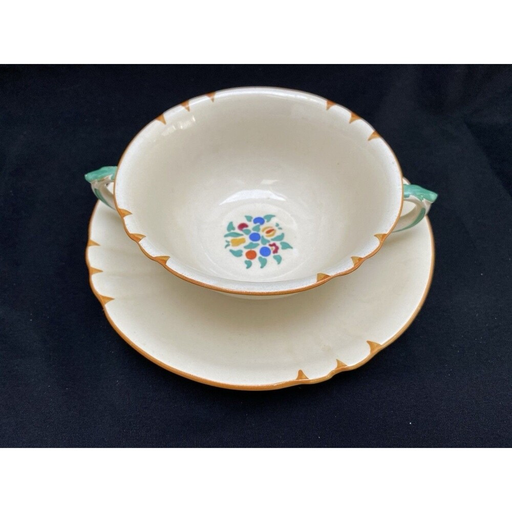 MASONS YORKSHIRE HANDLED CREAM SOUP BYOWL SAUCER 12 OZ FRUIT CENTER MUSTARD TRIM